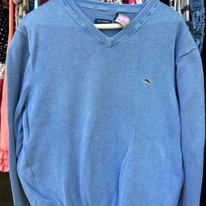 Vineyard Vines size Large Sweater